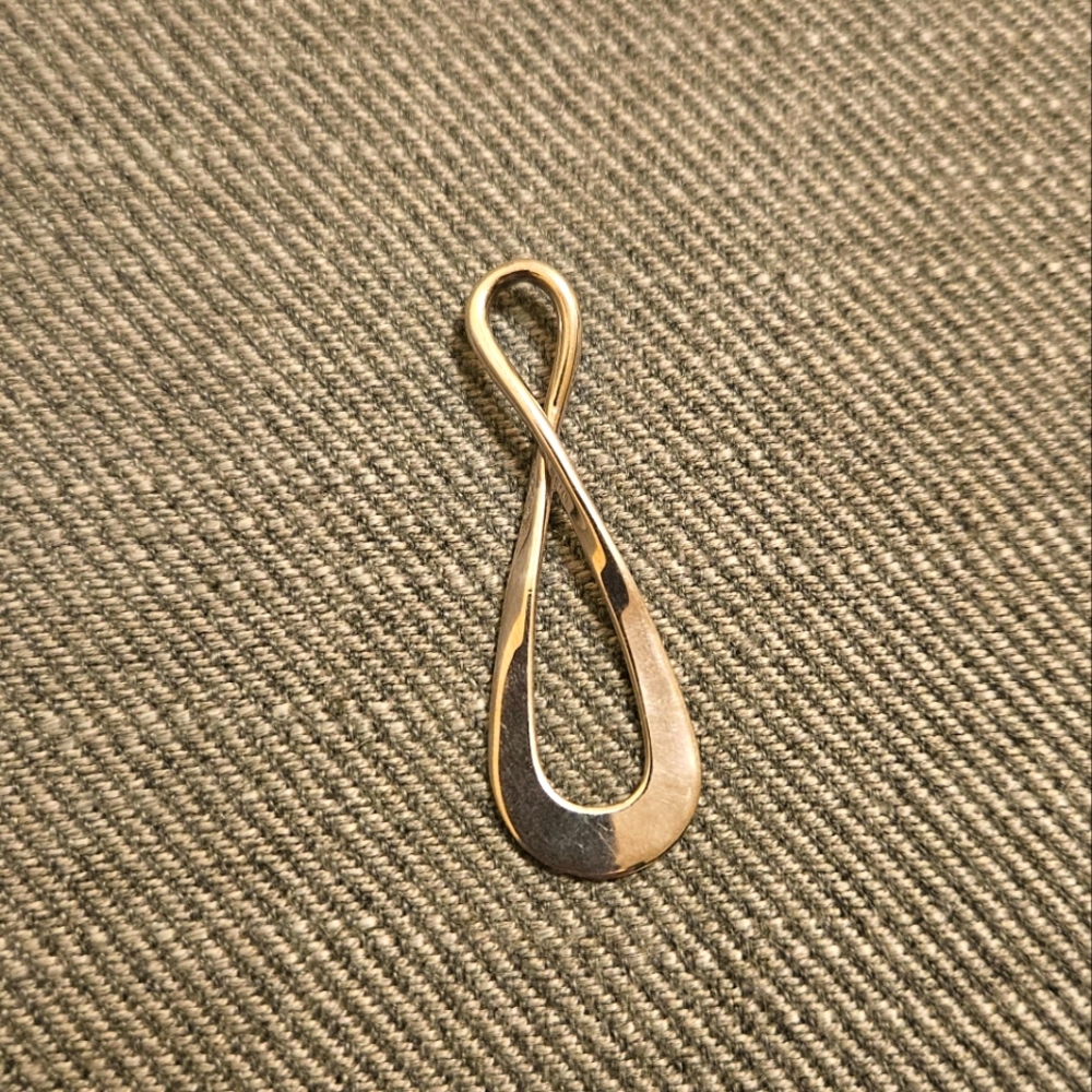 Silver pendant